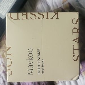 maykoo freckle stamp fresh brown